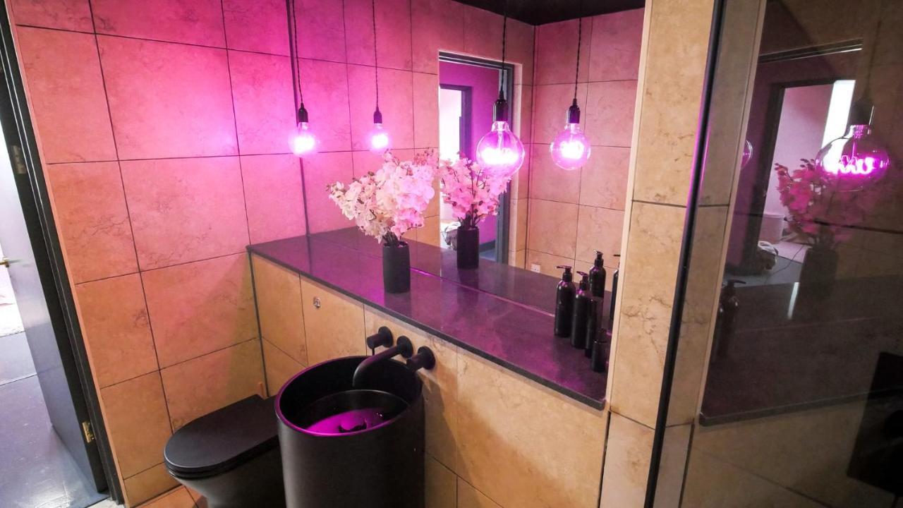 Boujee Loft Boutique By The Jacksonheim Boutique Appartamento Manchester Esterno foto