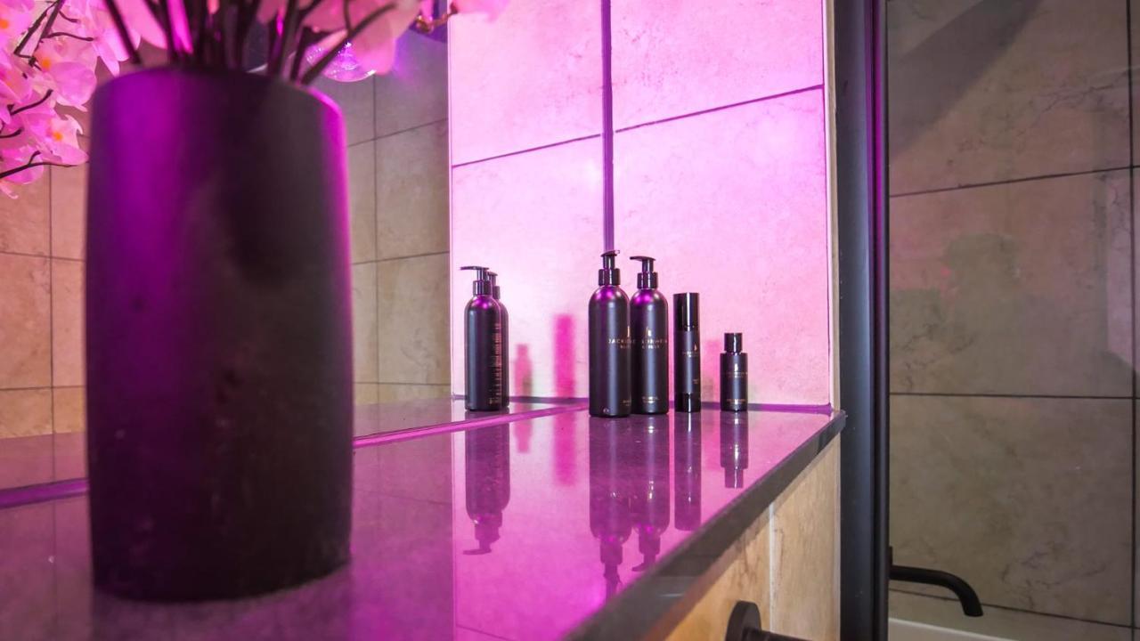 Boujee Loft Boutique By The Jacksonheim Boutique Appartamento Manchester Esterno foto